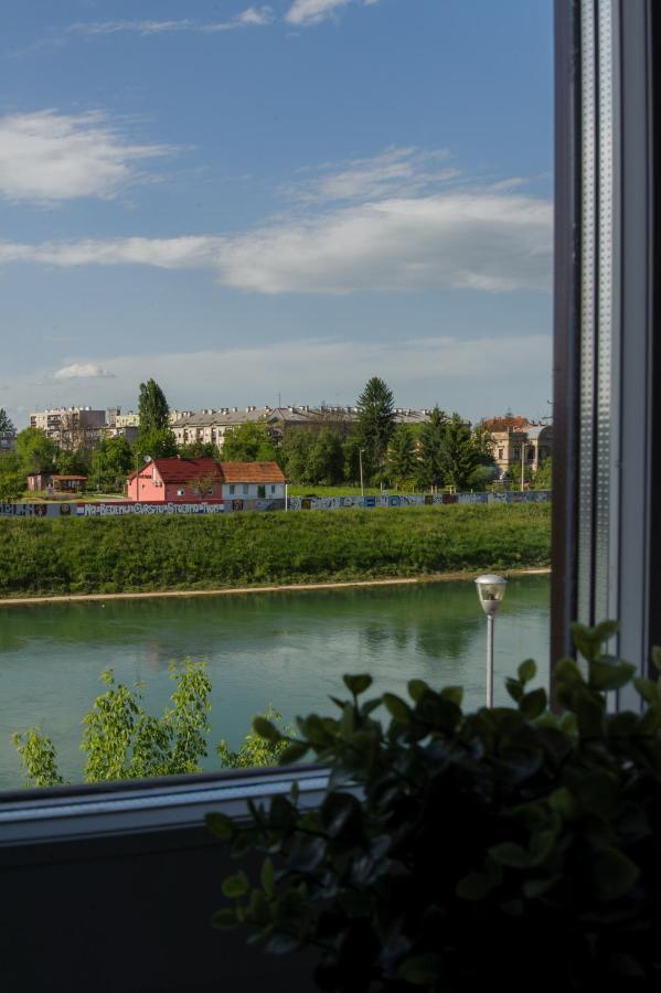 Cozy River View Apartment Карловац Экстерьер фото