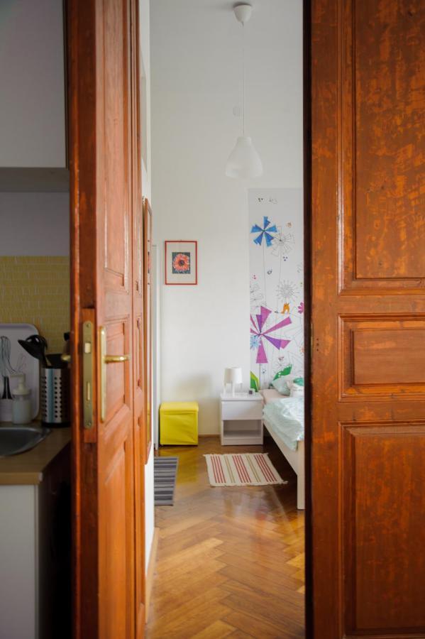 Cozy River View Apartment Карловац Экстерьер фото